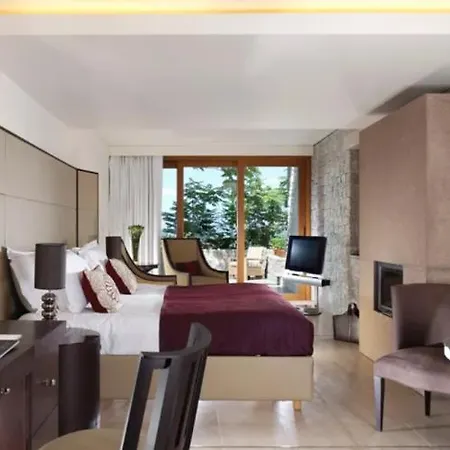 Nafplia Palace & Hotell