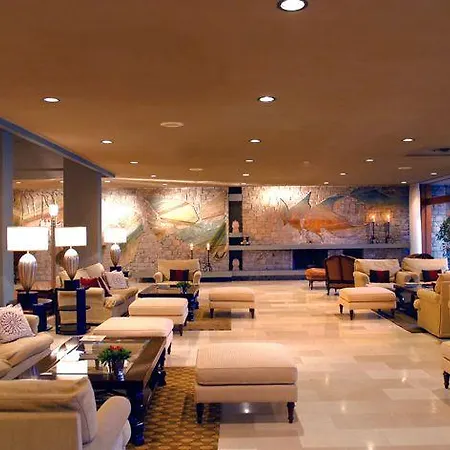 Hotell Nafplia Palace &