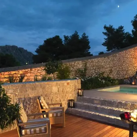 Nafplia Palace & Nauplie