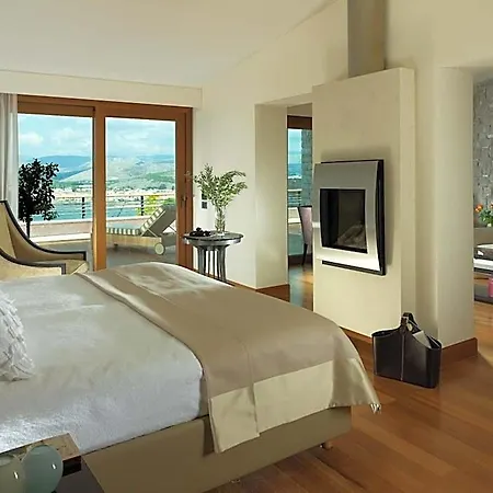Nafplia Palace & Hotel 5*